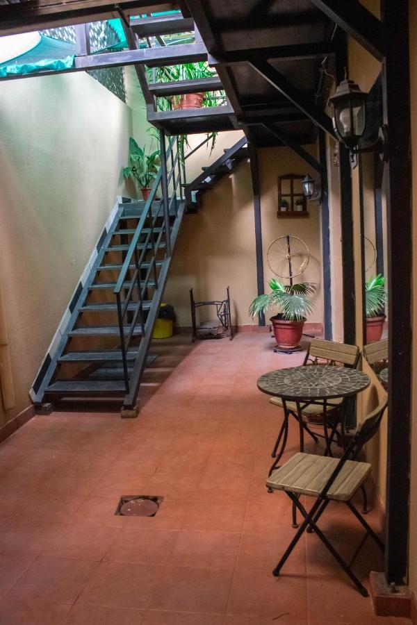 Отель Casa Irma Гватемала Экстерьер фото